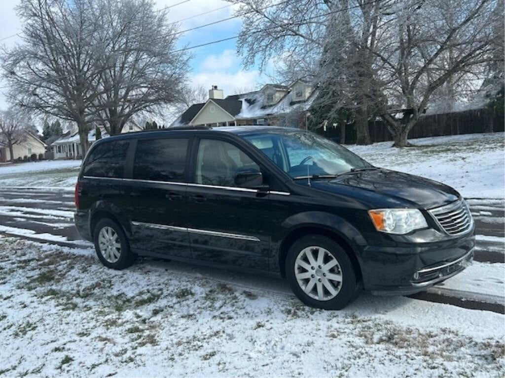 Chrysler Town & Country 2015 in Memphis, TN