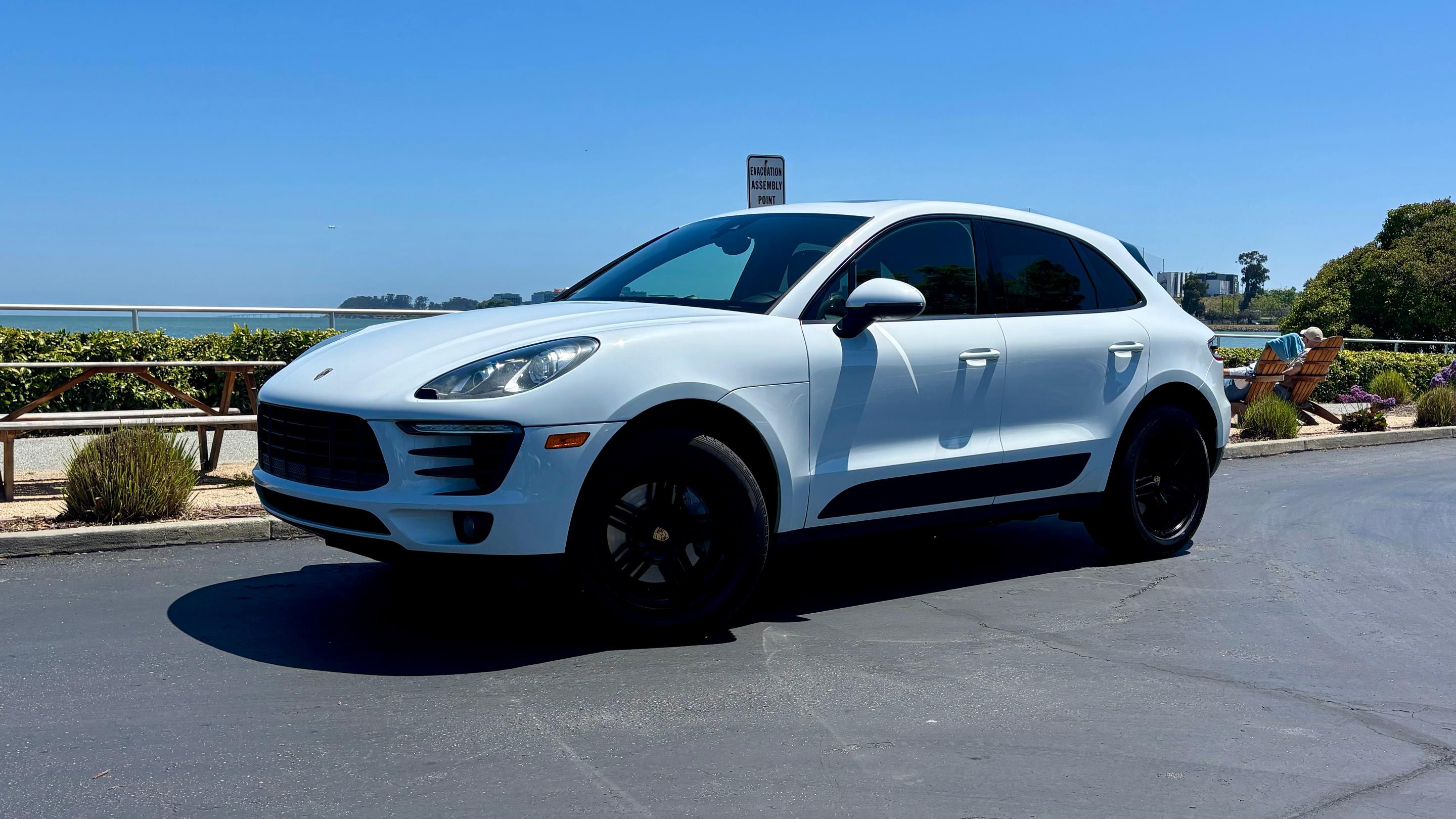Porsche Macan 2017 in Millbrae, CA