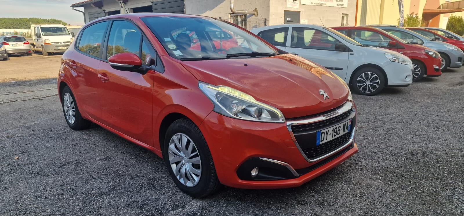Peugeot 208 2016 à Bischheim