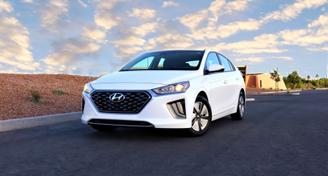 Hyundai Ioniq Hybrid 2022 — Options de location de voitures exotiques à Las Vegas, NV
