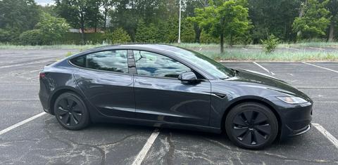 Tesla Model 3 2025