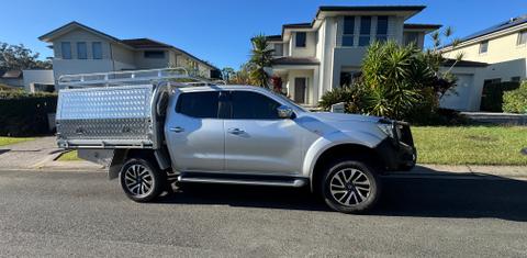 Nissan NAVARA 2015
