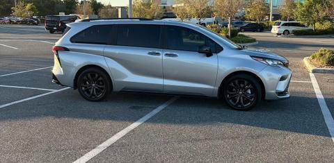 Toyota Sienna 2025
