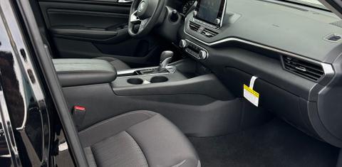 Nissan Altima 2020