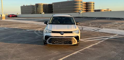 Volkswagen Taos 2025