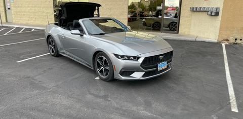 Ford Mustang 2024