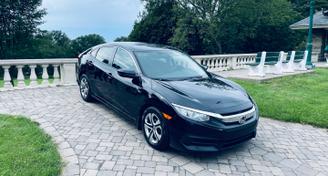 Honda Civic 2016 — Options de location de voitures à Québec, QC