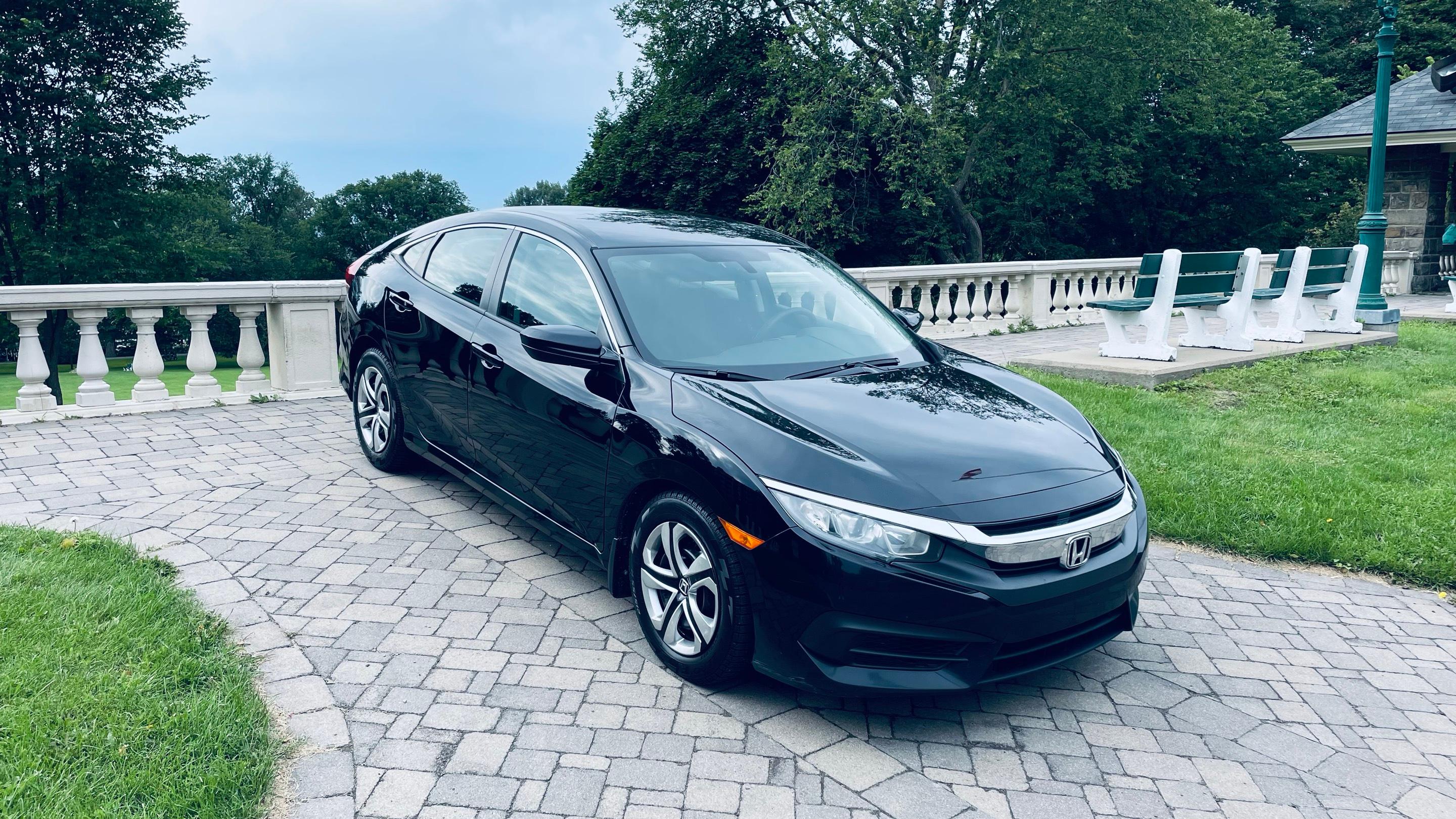 Honda Civic 2016 in Québec, QC