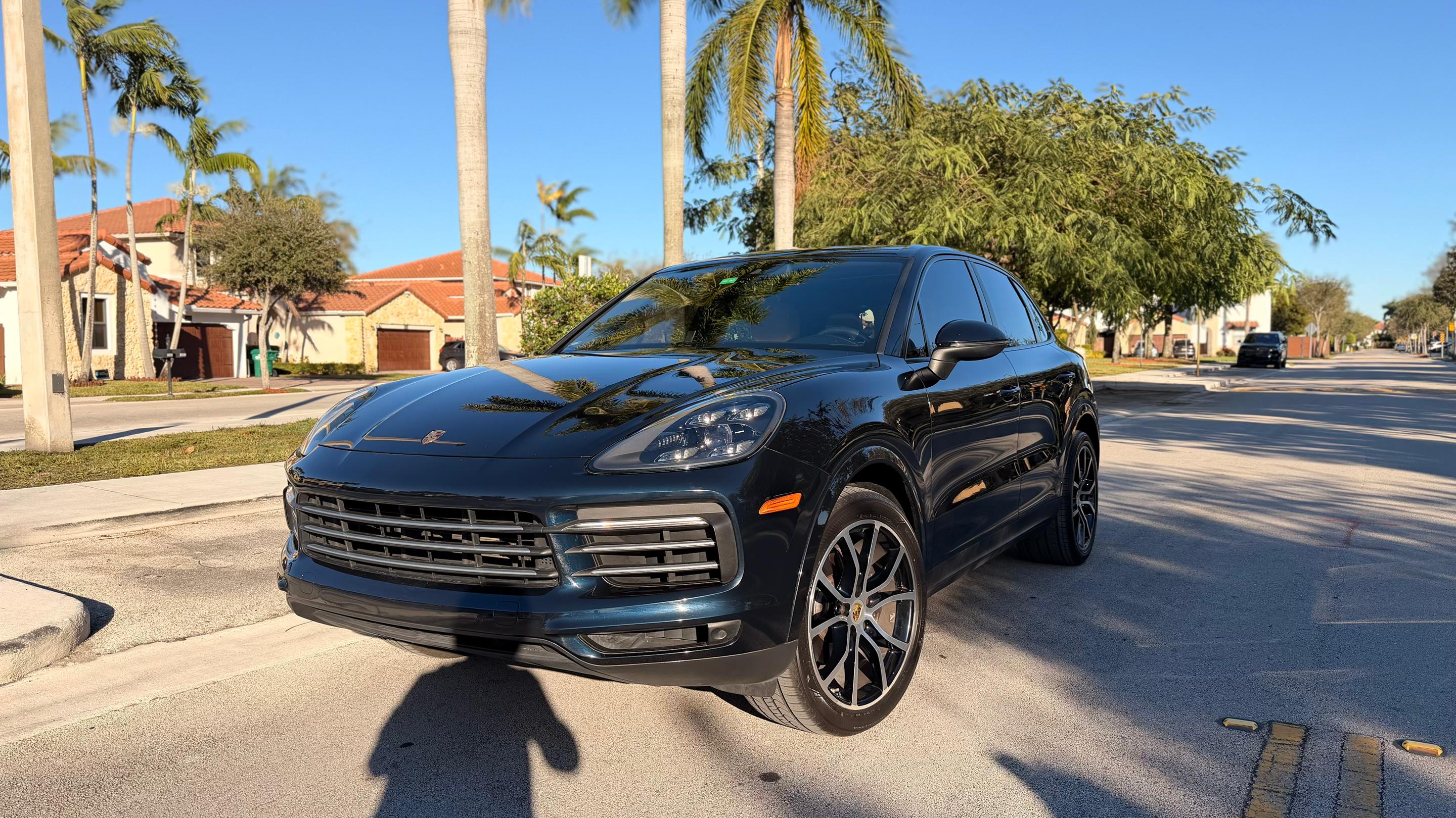 Porsche Cayenne 2019 in Miami, FL