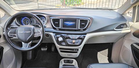 Chrysler Pacifica 2019