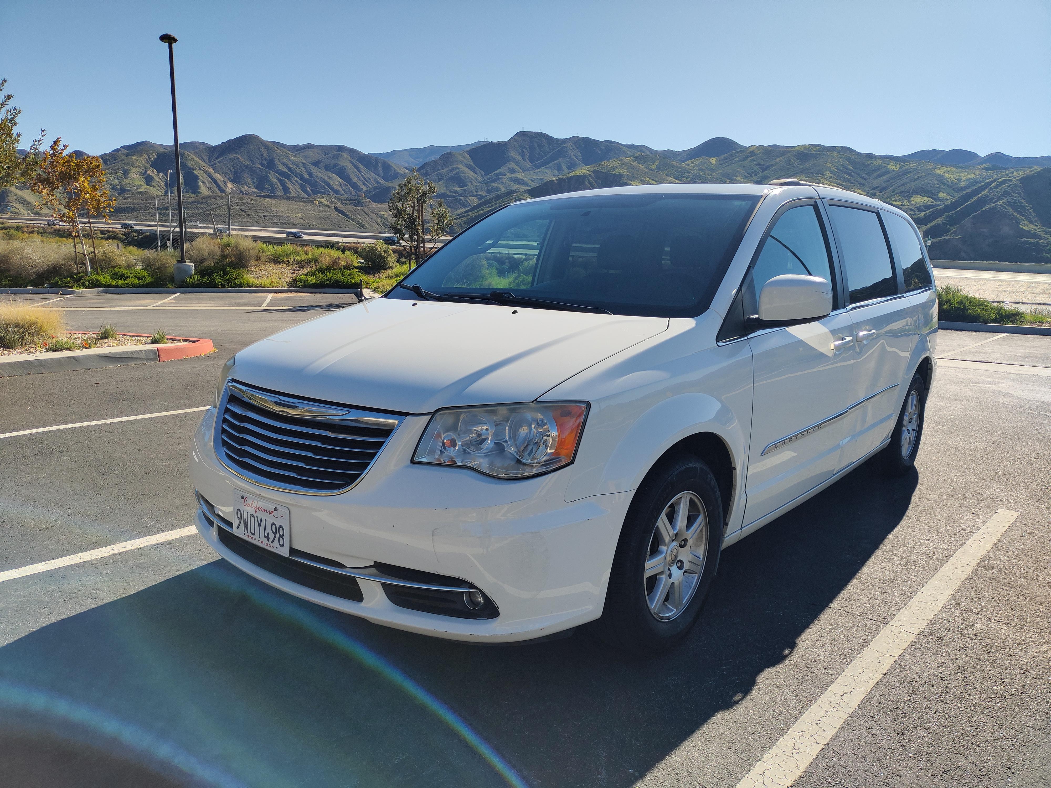 Chrysler Town & Country 2013 in 