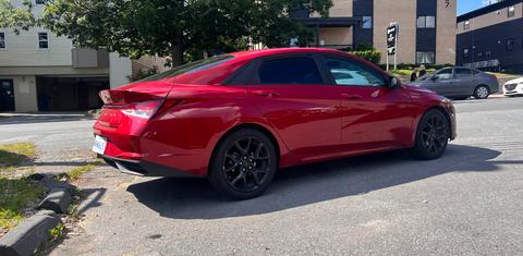 Hyundai Elantra 2022