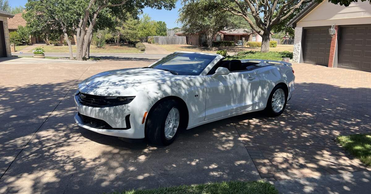 Chevrolet Camaro 2019 rental in Abilene, TX by Kevin C. | Turo