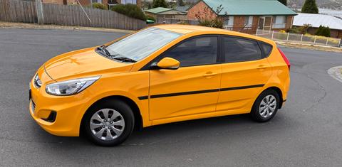 Hyundai ACCENT 2015
