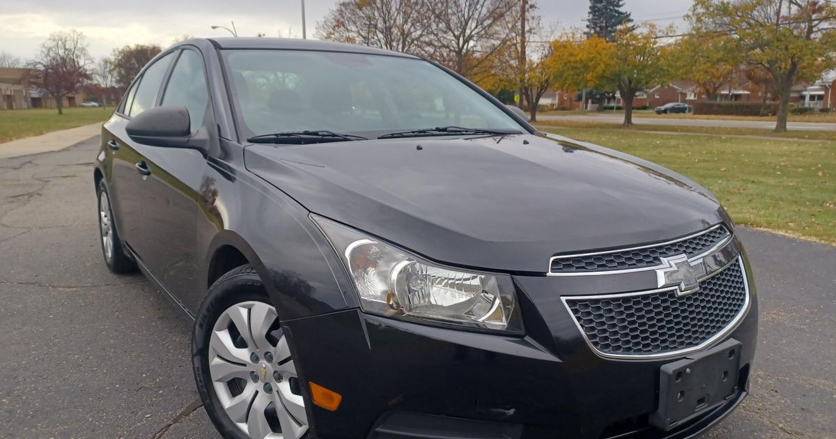 Chevrolet Cruze 2014 rental in Romulus, MI by Christopher R. Turo