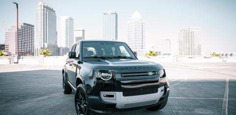 Land Rover Defender 2025