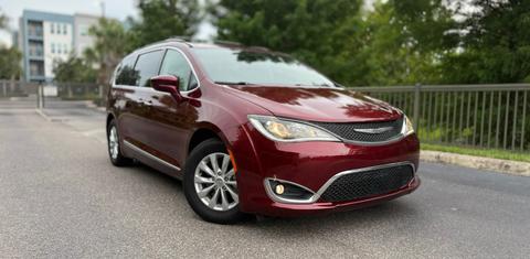 Chrysler Pacifica 2017