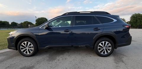 Subaru Outback 2025