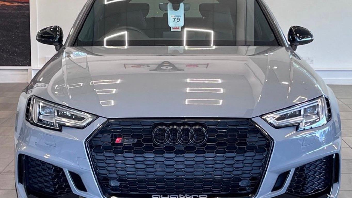 Audi RS4 Avant 2018 in Manchester