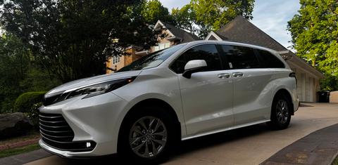 Toyota Sienna 2026