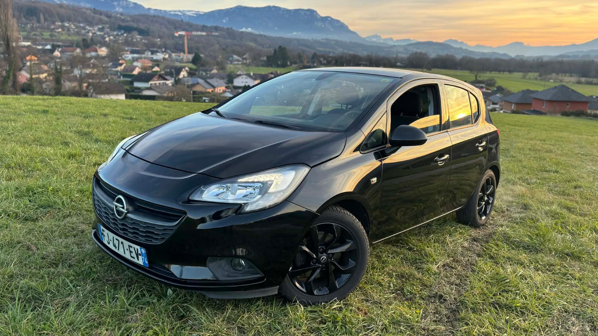 Opel CORSA 2019 à Saint-Félix
