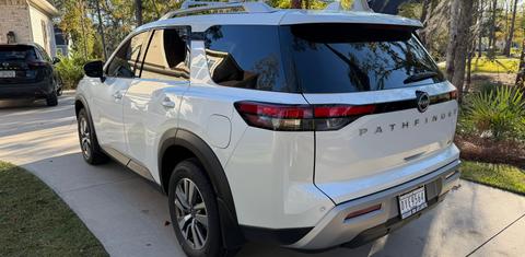 Nissan Pathfinder 2025