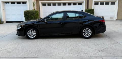 Toyota Camry Hybrid 2026