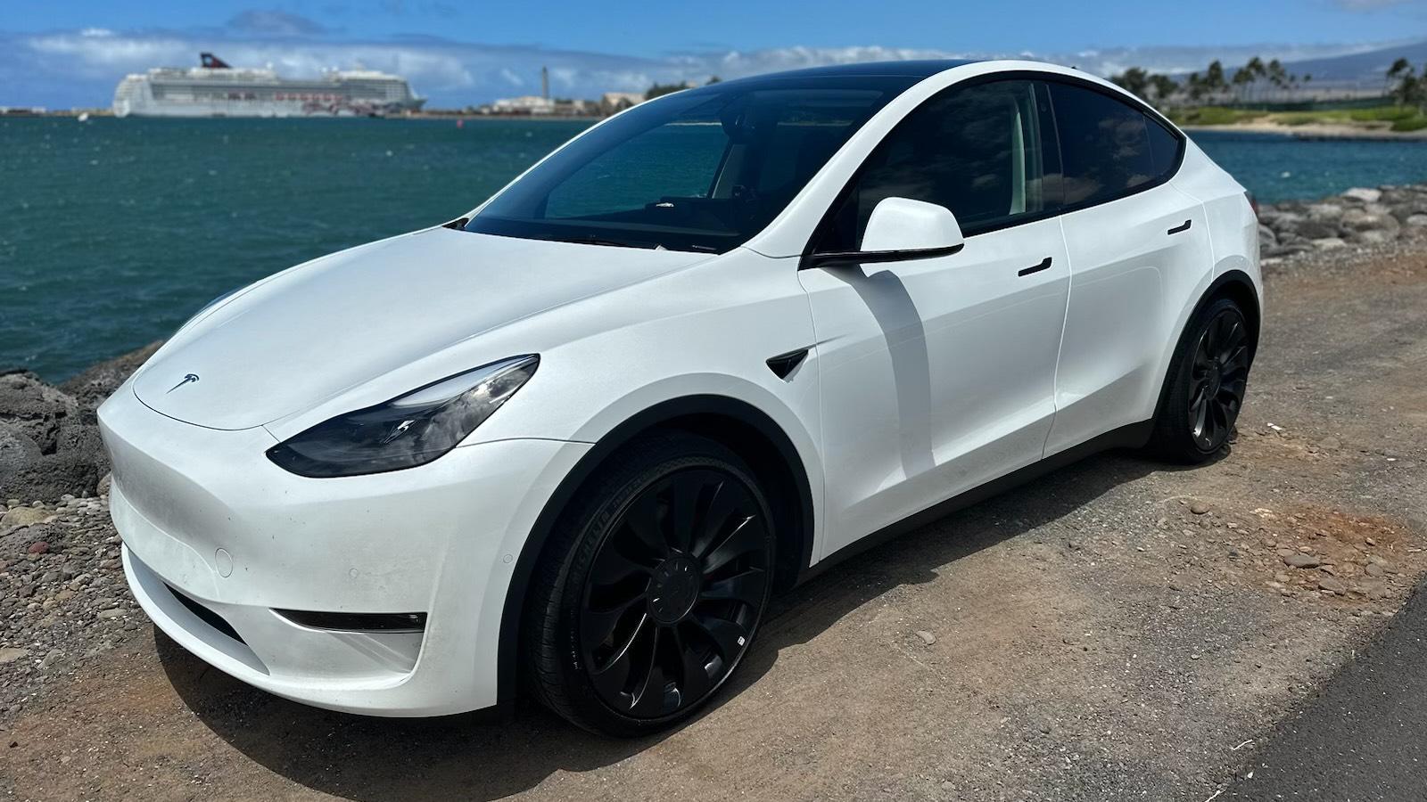 Tesla Model Y 2022 in Kihei, HI