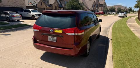 Toyota Sienna 2014