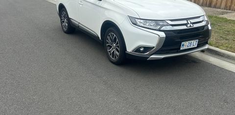 Mitsubishi OUTLANDER 2017
