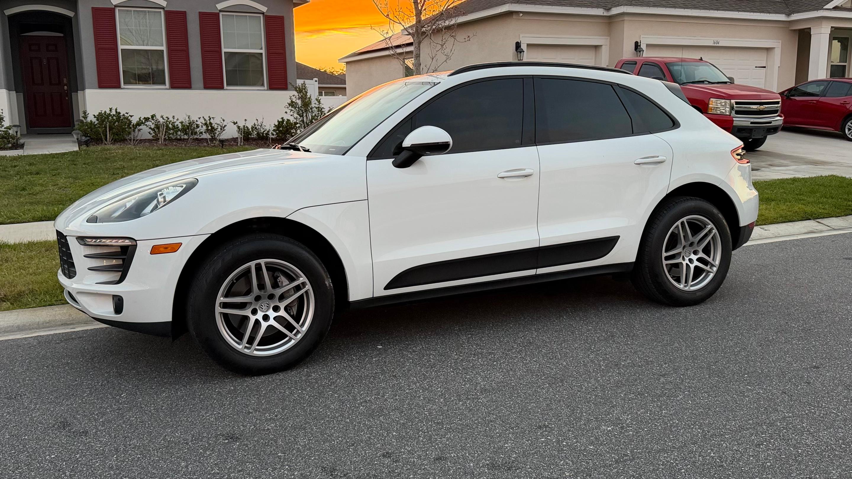 Porsche Macan 2018 in Orlando, FL