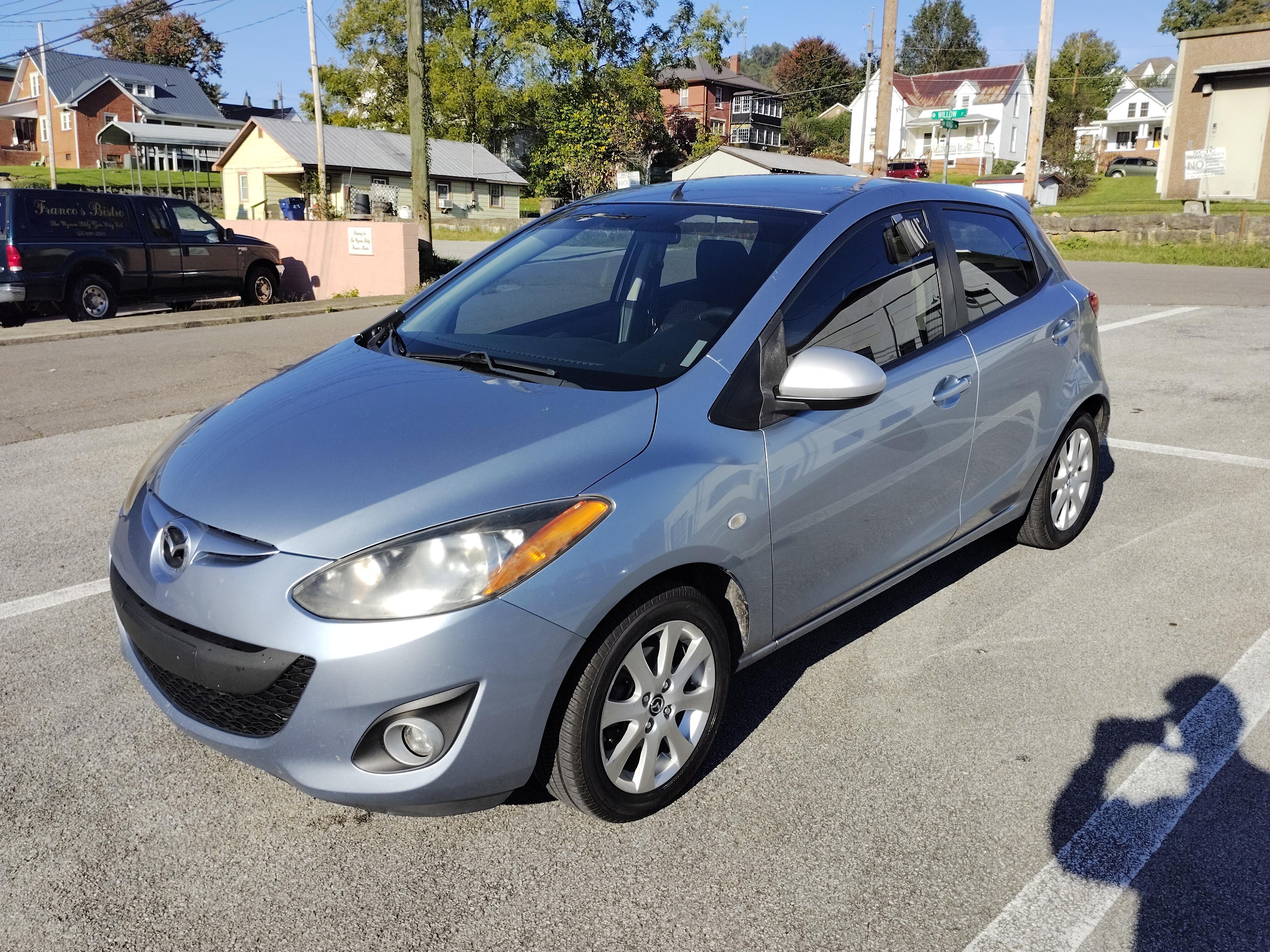 Mazda Mazda2 2013 in Gate City, VA