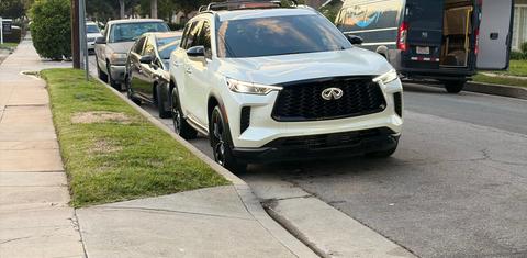 INFINITI QX60 2025