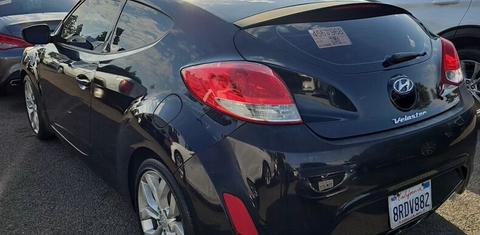 Hyundai Veloster 2013
