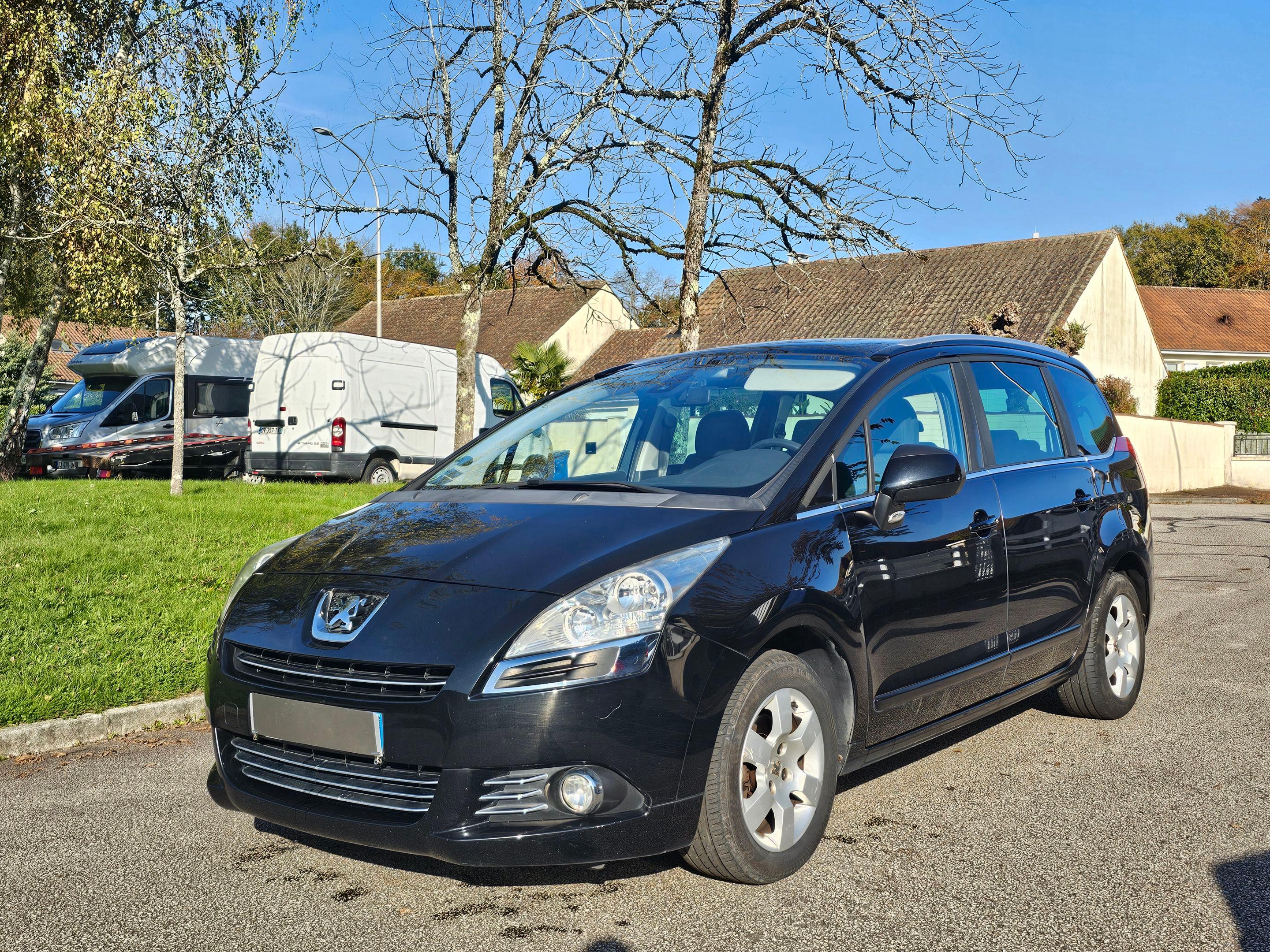 Peugeot 5008 2012 à Limoges