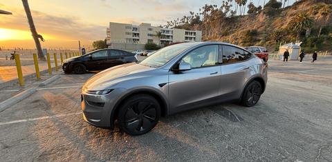 Tesla Model Y 2026