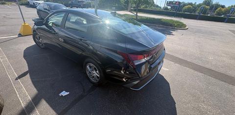 Hyundai Elantra 2024