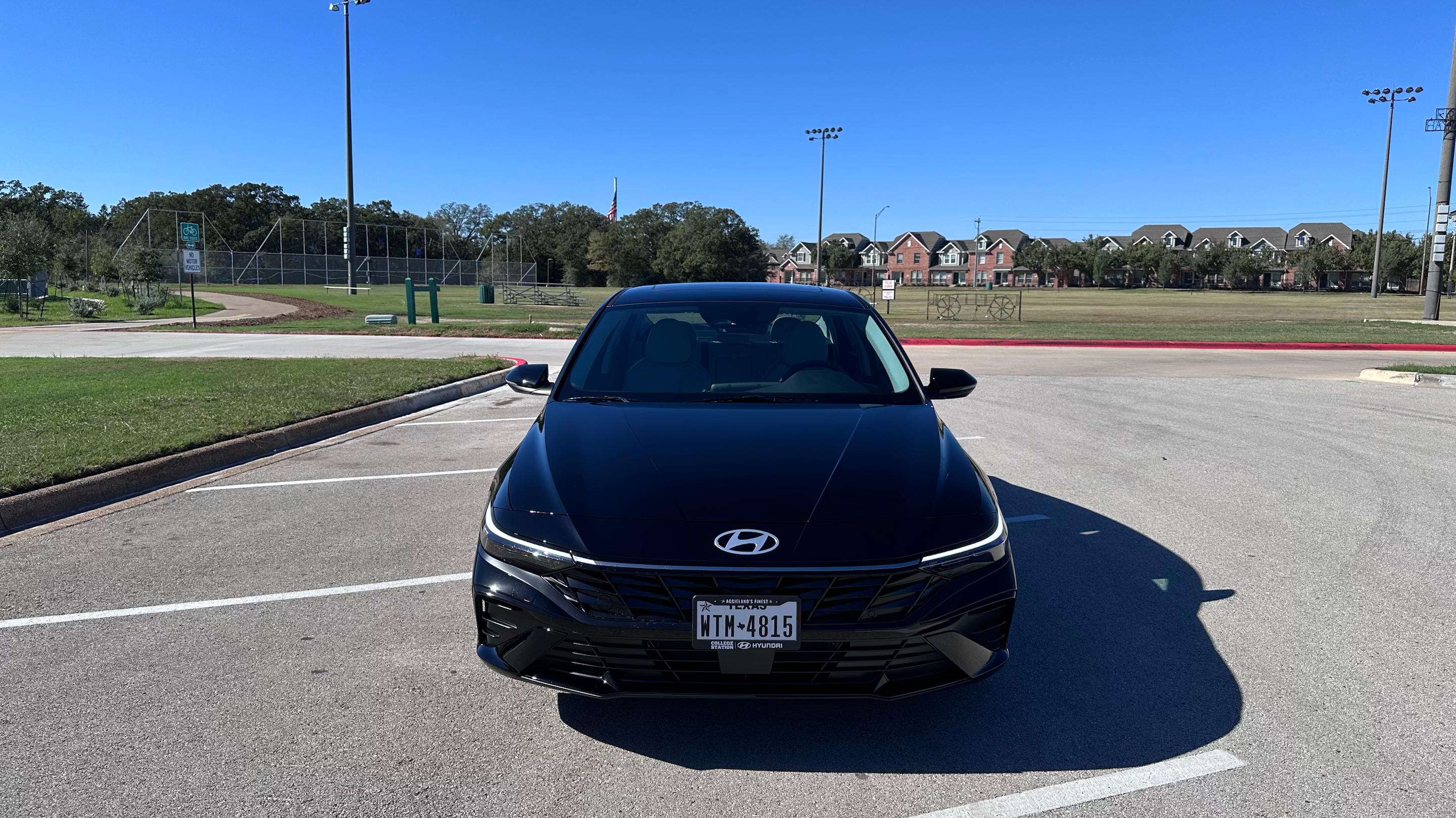 Hyundai Elantra Hybrid 2025 in College Station, TX