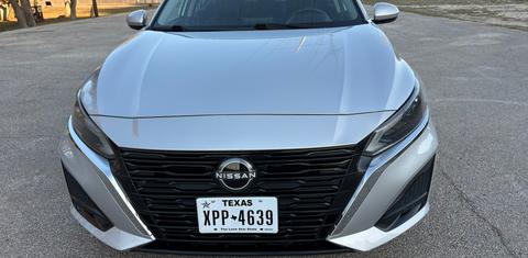 Nissan Altima 2023