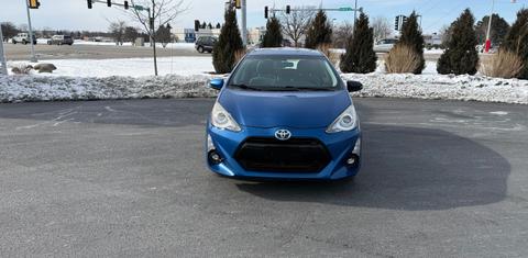 Toyota Prius c 2016