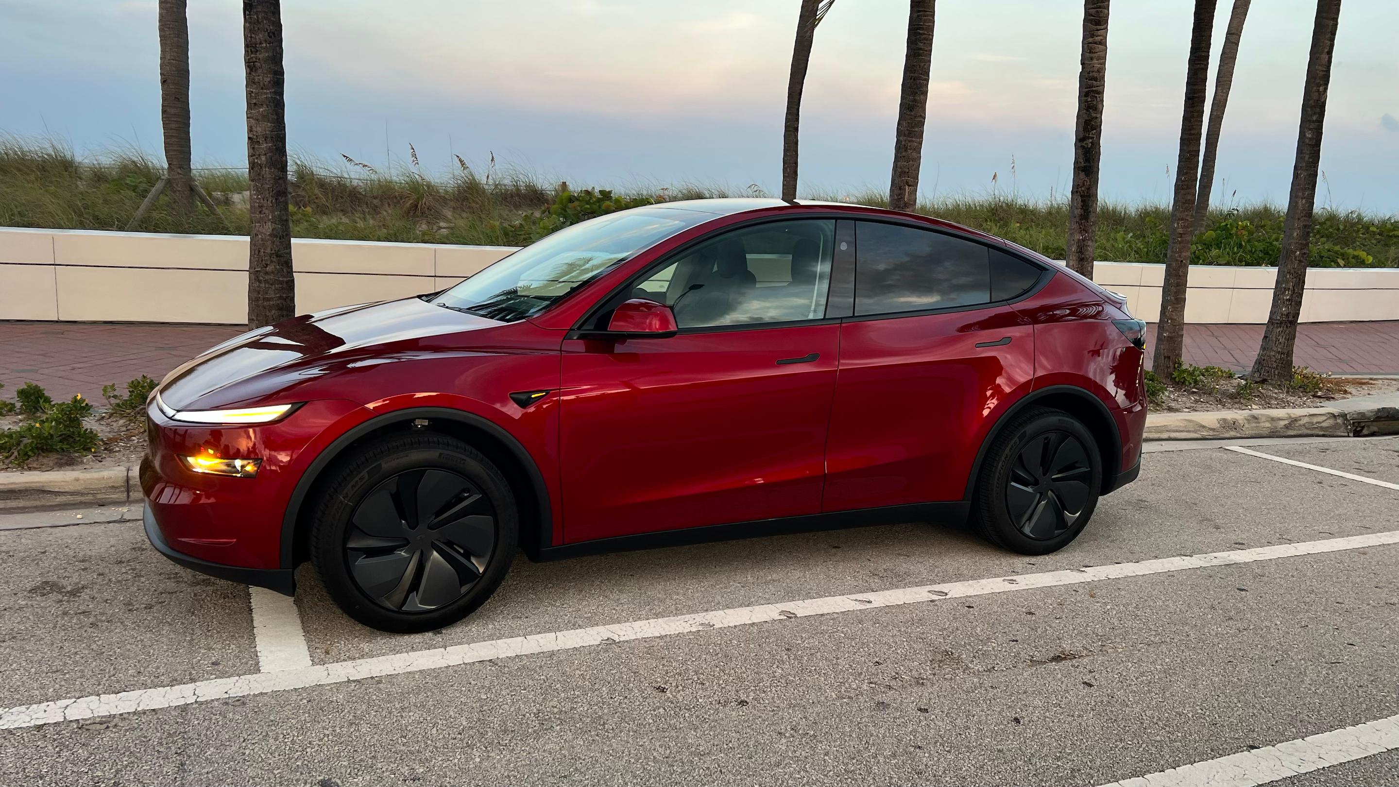 Tesla Model Y 2026 in Fort Lauderdale, FL