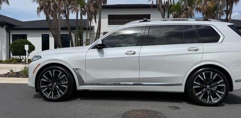BMW X7 2021