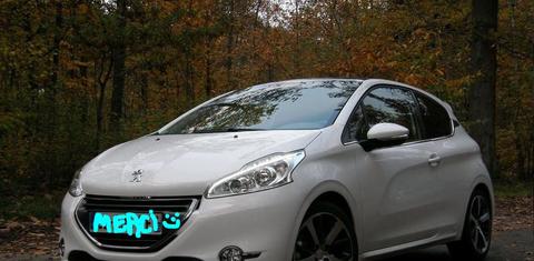 Peugeot 208 2014