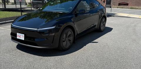 Tesla Model Y 2026