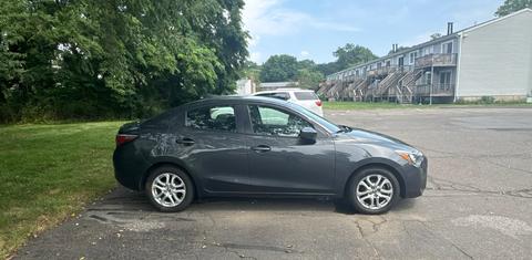 Toyota Yaris iA 2017