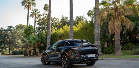 Aston Martin DBX 2021