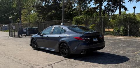 Toyota Camry Hybrid 2026