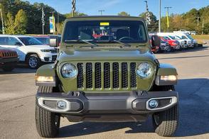 Jeep Gladiator car