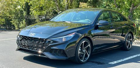 Hyundai Elantra 2023