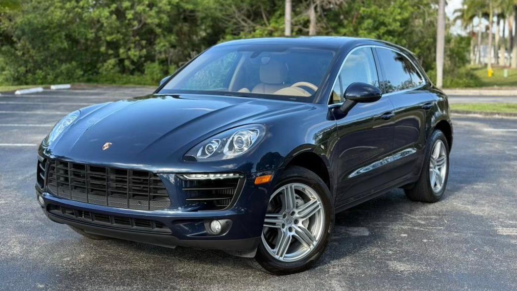 Porsche Macan 2016 in Sunrise, FL